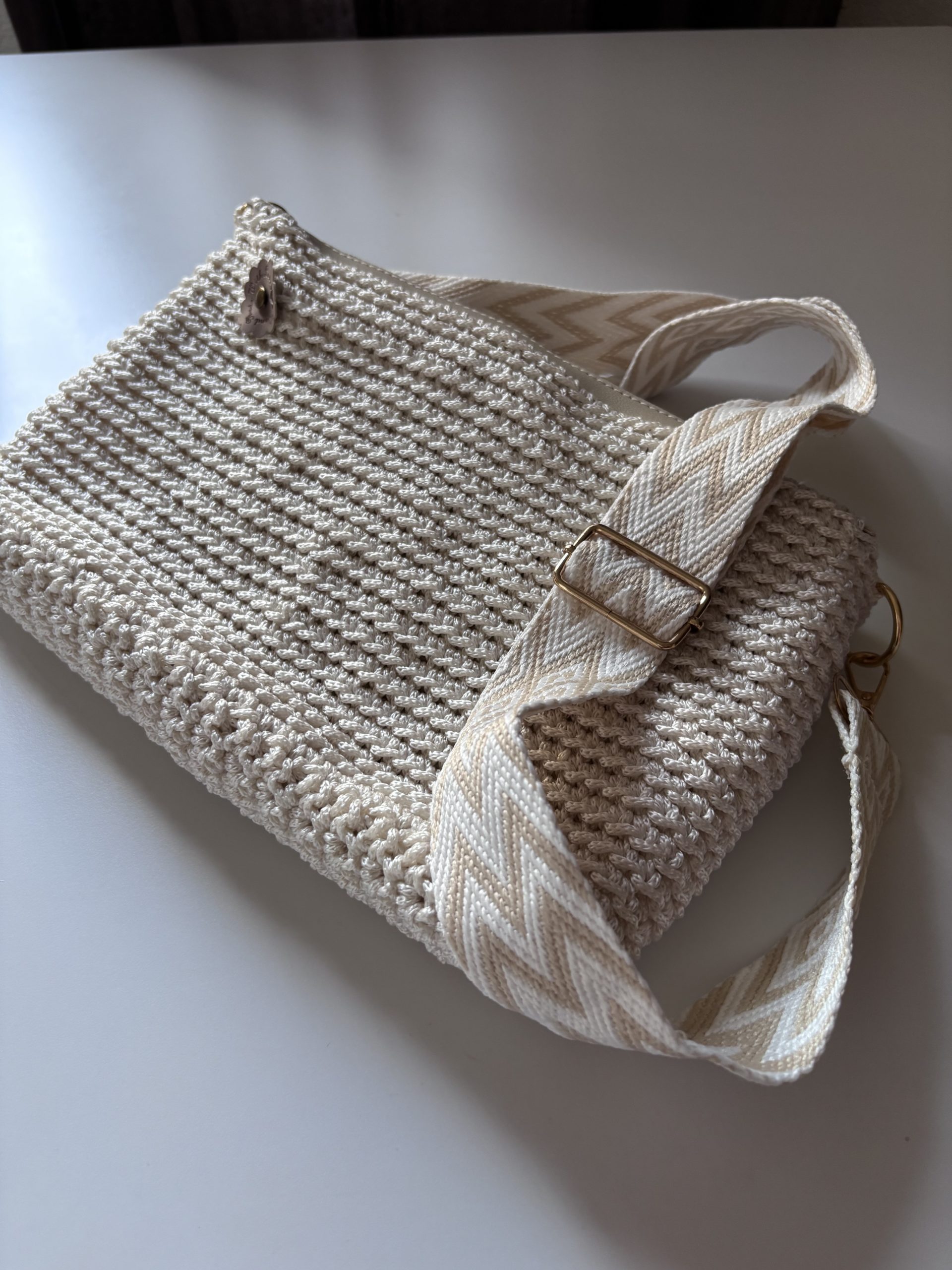 Sac artisanal au crochet — création n° 2